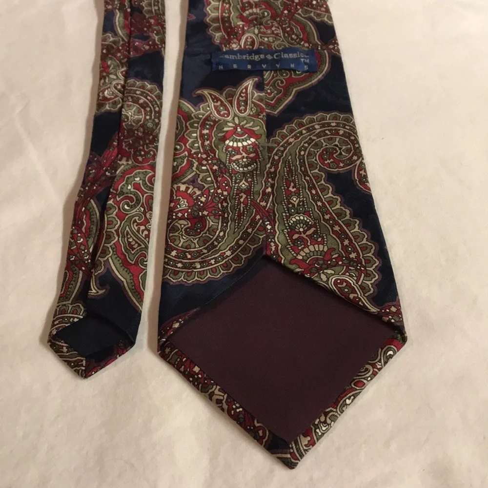 Vintage Cambridge Classics Men’s Tie